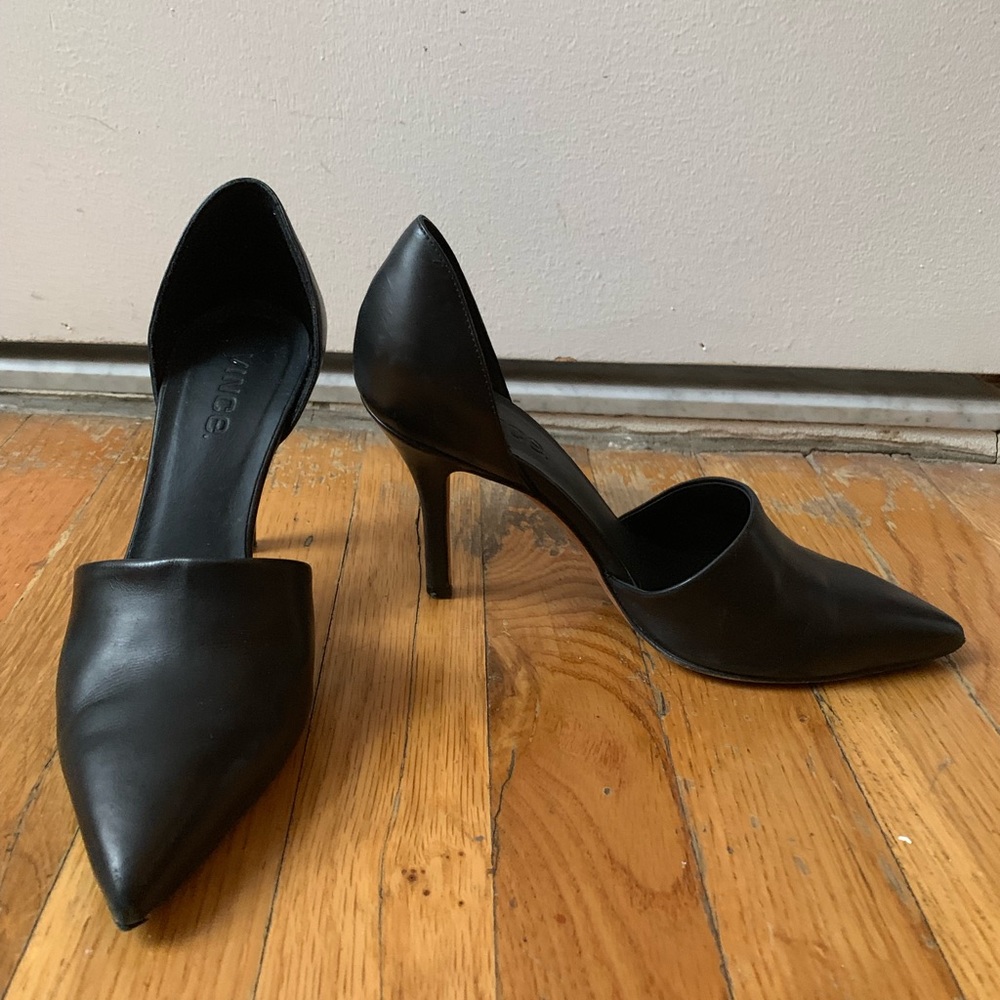Vince Claire Dorsay Pump